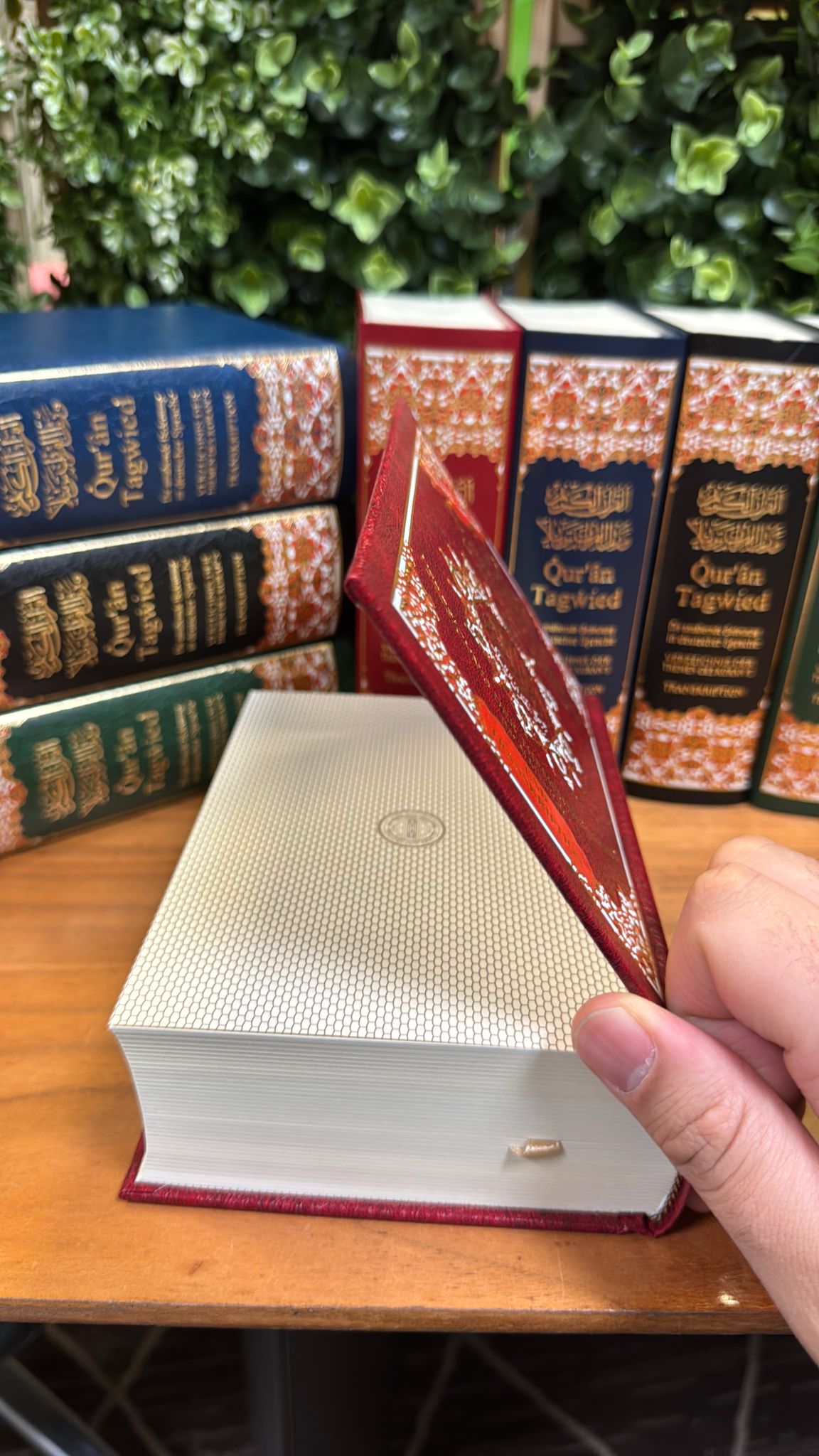 Quran Tajweed (Tajwied) mit Übersetzung auf Deutsch und Lautschrift